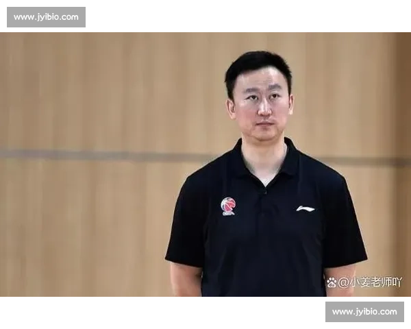 杨瀚森登陆 NBA 后青岛男篮重建：三核成型，刘维伟如何破局内线困局？