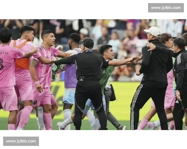 布斯克茨失误致命!巴黎闪电反击击沉迈阿密 布斯克茨失误致命!巴黎闪电反击击沉迈阿密