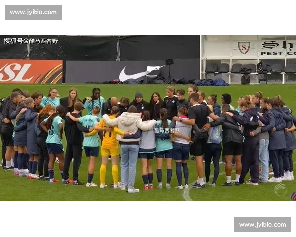 女足金元风暴来袭！伦敦城雌狮 200 万镑狂签 17 人，143 万锁标王热约罗